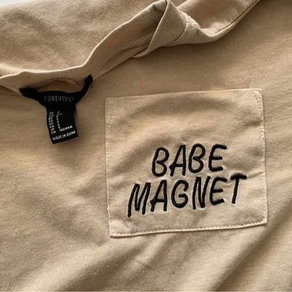 Babe Magnet Tan Cropped Tee - Picture 6 of 6